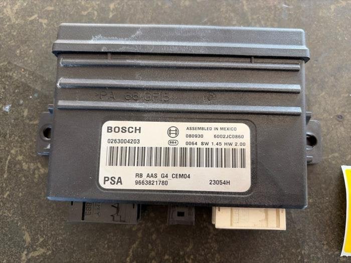 PDC Module van een Peugeot 308, Gebruikt, -, -, -
