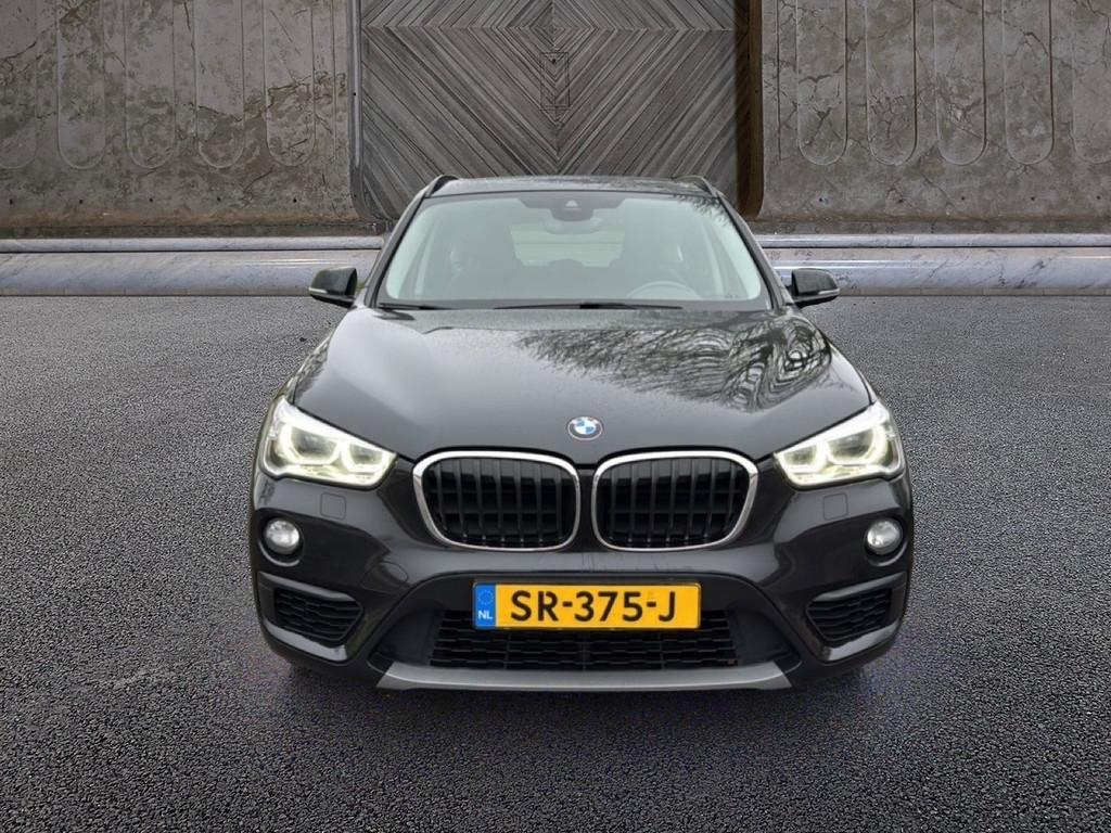 BMW X1 sDrive18d High Executive (bj 2017, automaat), Auto's, Stof, 4 cilinders, 1445 kg, Bedrijf