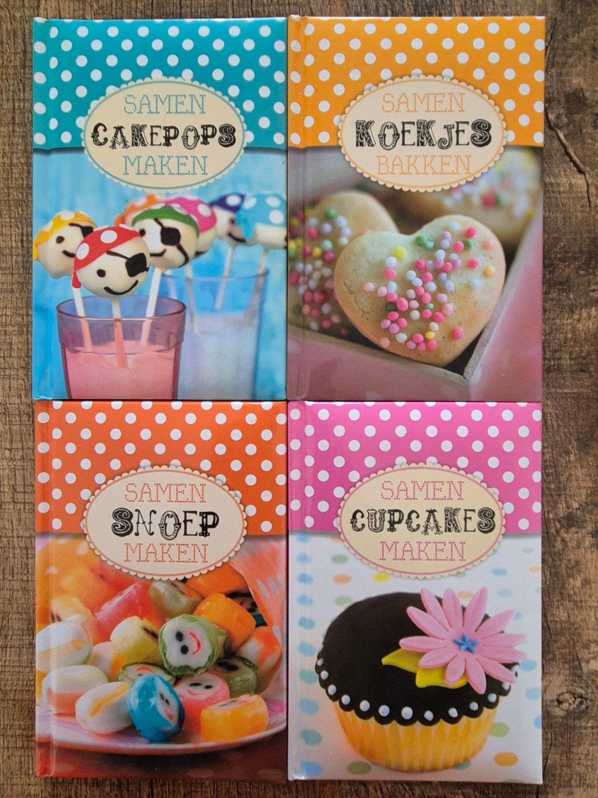 Serie van 4 Boeken - Cupcakes - Snoep - Koekjes - Cakepops, Ophalen of Verzenden, Nieuw, Boek of Tijdschrift