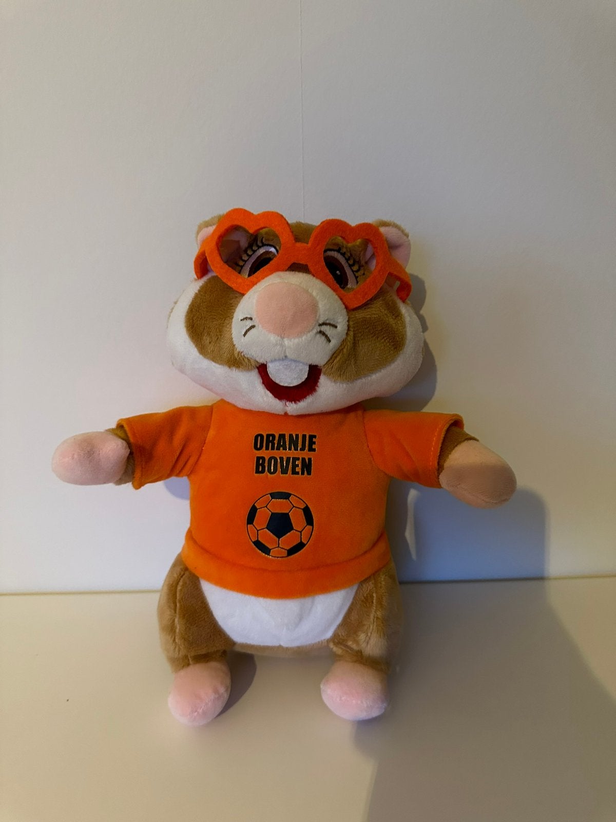 Albert Heijn (ah) hamster knuffel oranje voetbal hartjesbril, Ophalen of Verzenden, Zo goed als nieuw, Hamster, Albert Heijn