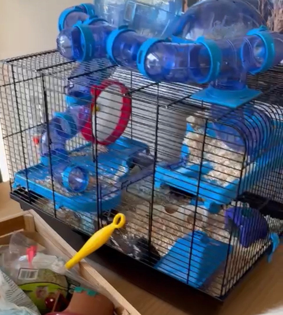 Hamsterkooi - in zeer goede staat - 2 verdiepingen, Dieren en Toebehoren, Kooi, Minder dan 75 cm, Zo goed als nieuw, Hamster