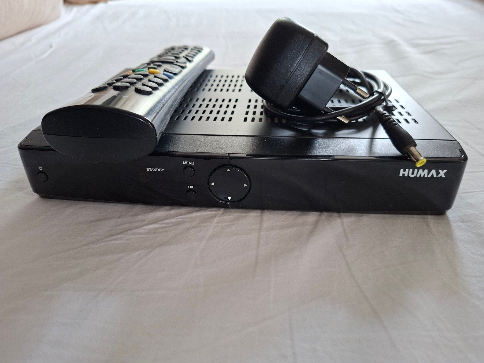 Te Koop aangeboden Humax IRHD-5300C., Overige merken, Gebruikt, Ophalen of Verzenden, Minder dan 40 watt