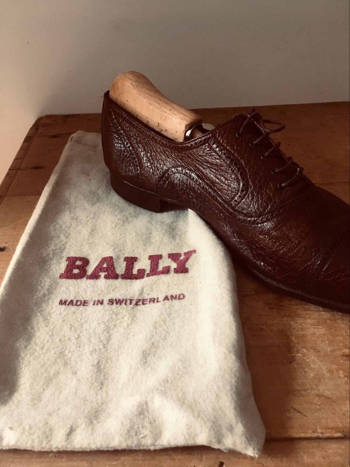 Super zachte Bally bordeauxrode leren schoenen mt 43, Kleding | Heren, Schoenen, Ophalen of Verzenden, Gedragen, Overige kleuren