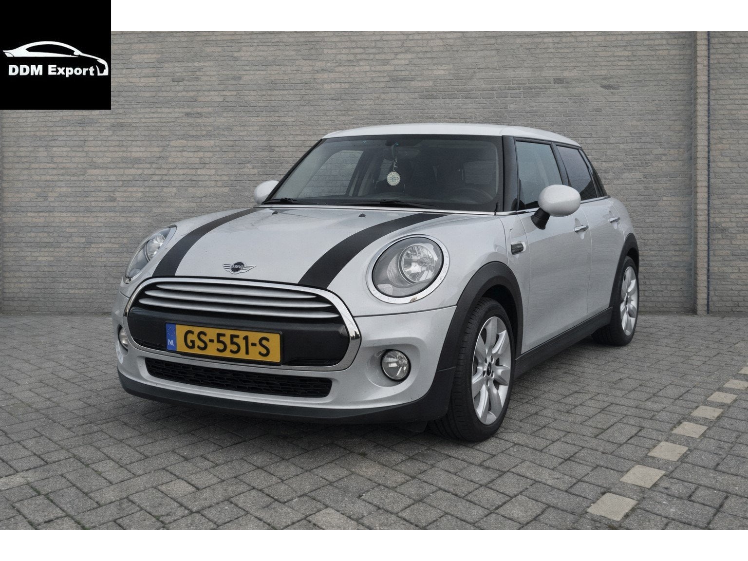 MINI Mini 1.5 Cooper D Business (bj 2015), Auto's, Voorwielaandrijving, Gebruikt, Euro 6, 1165 kg