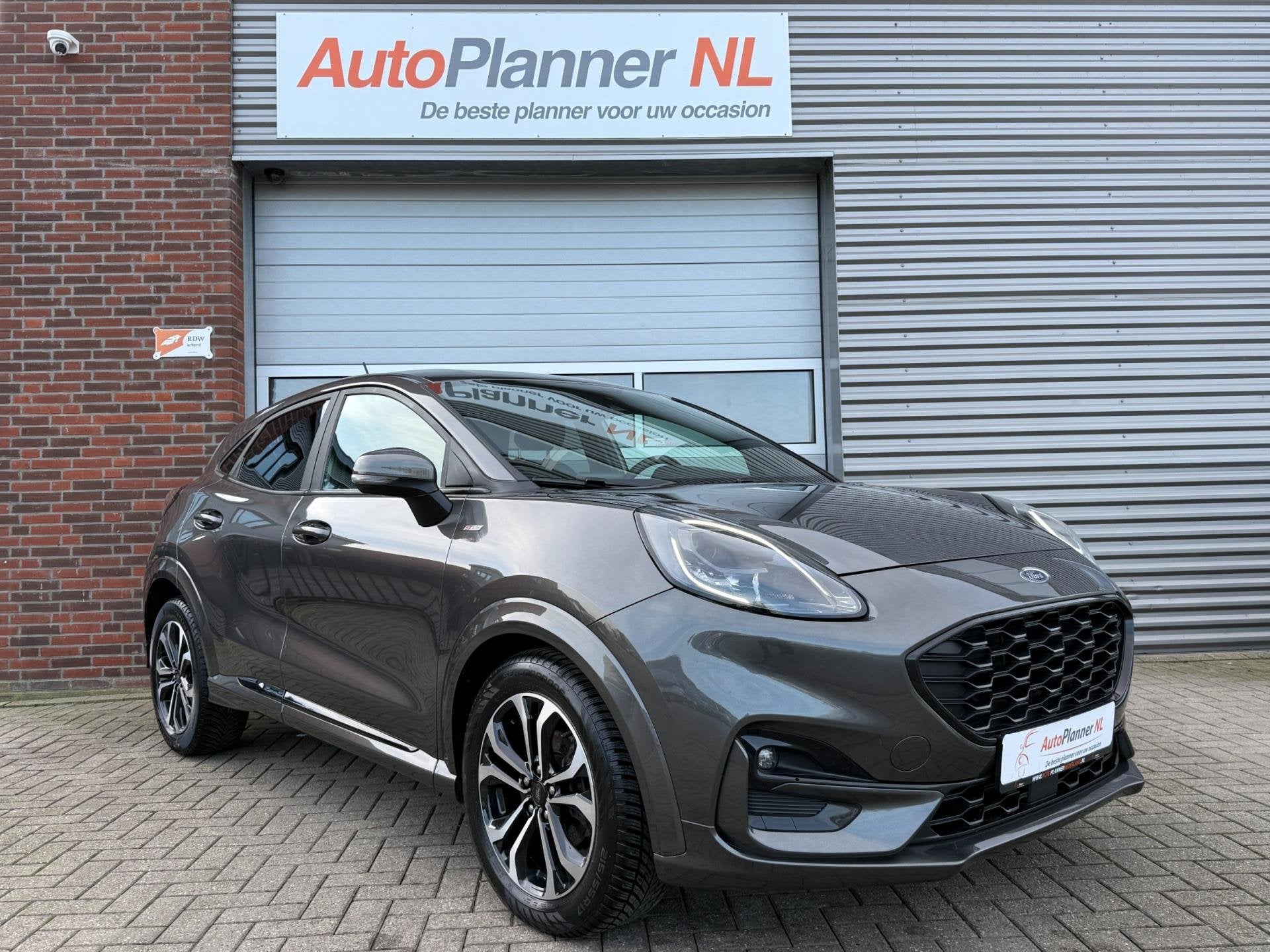 Ford Puma 1.0 EcoBoost Mild-Hybrid ST-Line! Navi! Virtual!, Origineel Nederlands, Bedrijf, Grijs, 3 cilinders