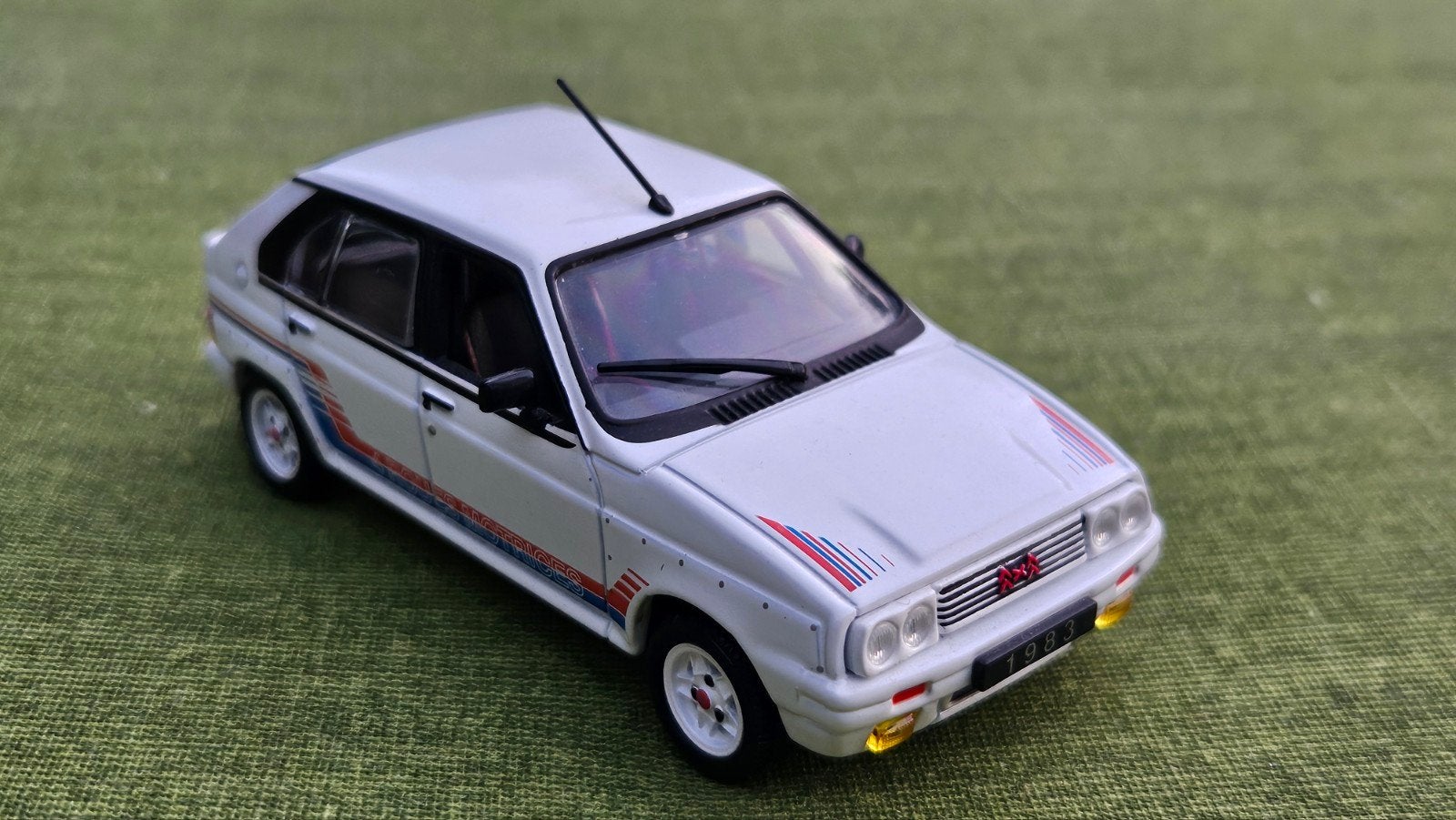 Citroën Visa 1000 Pistes 1:43 Universal Hobbies, Ophalen of Verzenden, Zo goed als nieuw, Auto, Overige merken