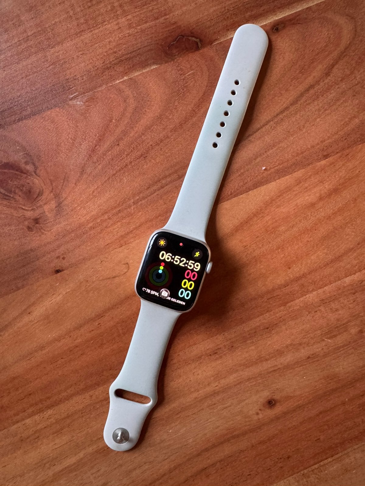 Apple watch SE 2023, Ophalen of Verzenden, Zo goed als nieuw, Zwart, IOS