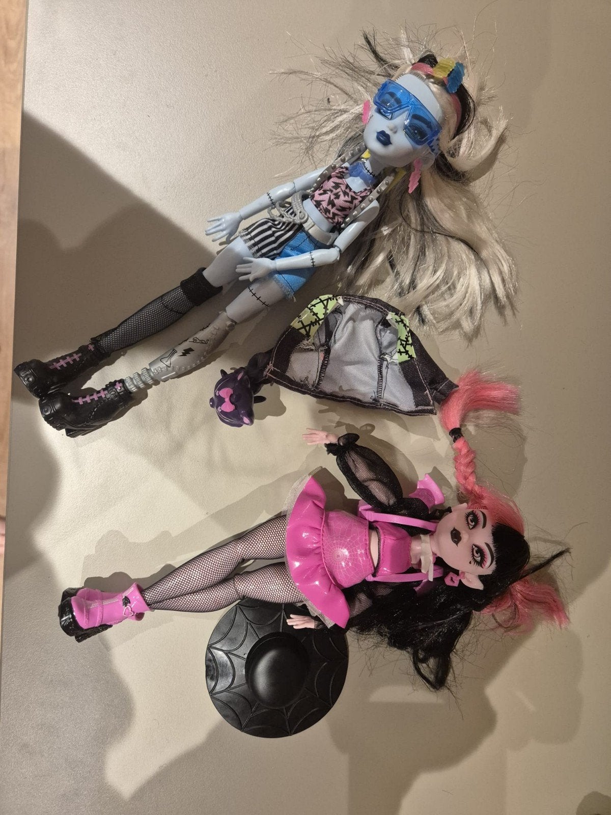 monster high frankie stein en draculaura, Ophalen, Nieuw, Overige materialen