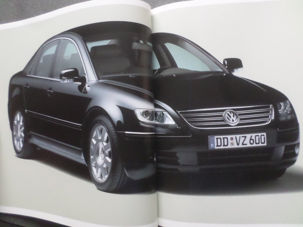 Volkswagen Phaeton Box met 4 brochures, Boeken, Auto's | Folders en Tijdschriften, Ophalen of Verzenden, Zo goed als nieuw, Volkswagen
