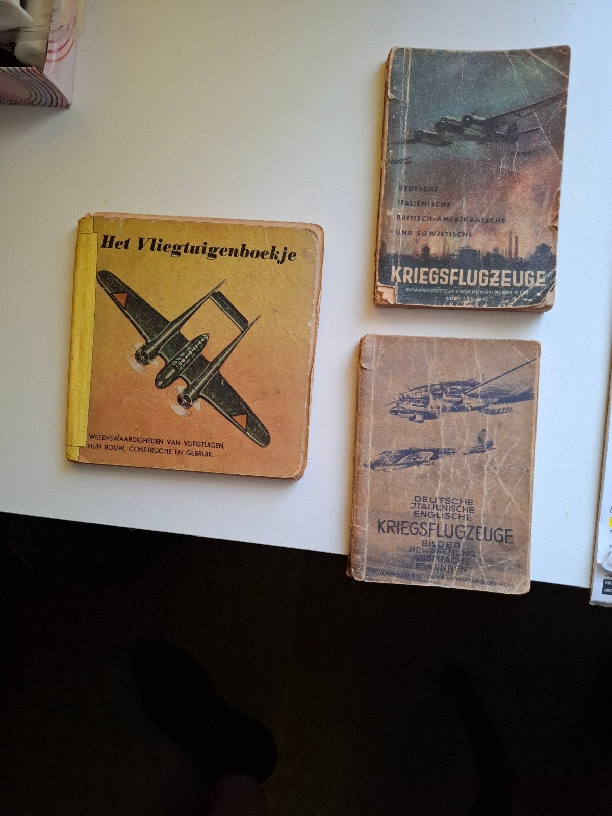Het Vliegtuigenboekje & Kriegsfugzeuge (1941/19, Ophalen of Verzenden, Tweede Wereldoorlog, Gelezen, Luchtmacht