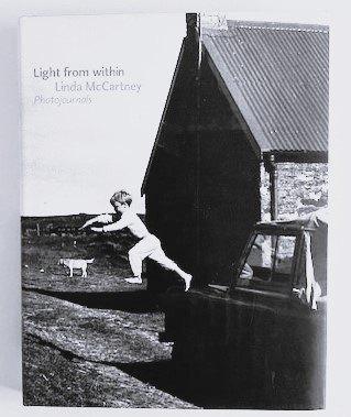 Linda McCartney ~ Light fom within ~ Photojournals ~ 2001, Boeken, Verzenden, Zo goed als nieuw, Fotografen
