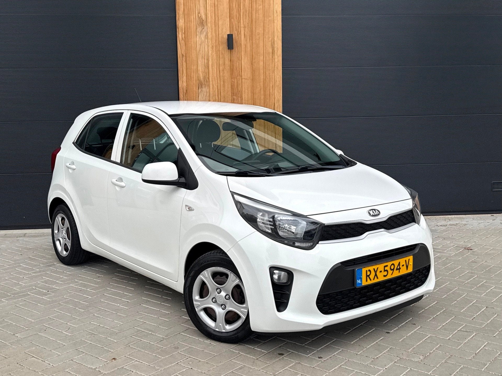 Kia Picanto 1.0 CVVT EconomyPlusLine (bj 2018) Nieuw model/A, Voorwielaandrijving, Gebruikt, 4 stoelen, Wit