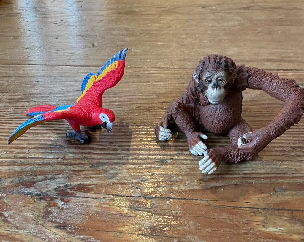 Schleich ara en orang oetan, Verzamelen, Dierenverzamelingen, Ophalen of Verzenden, Zo goed als nieuw
