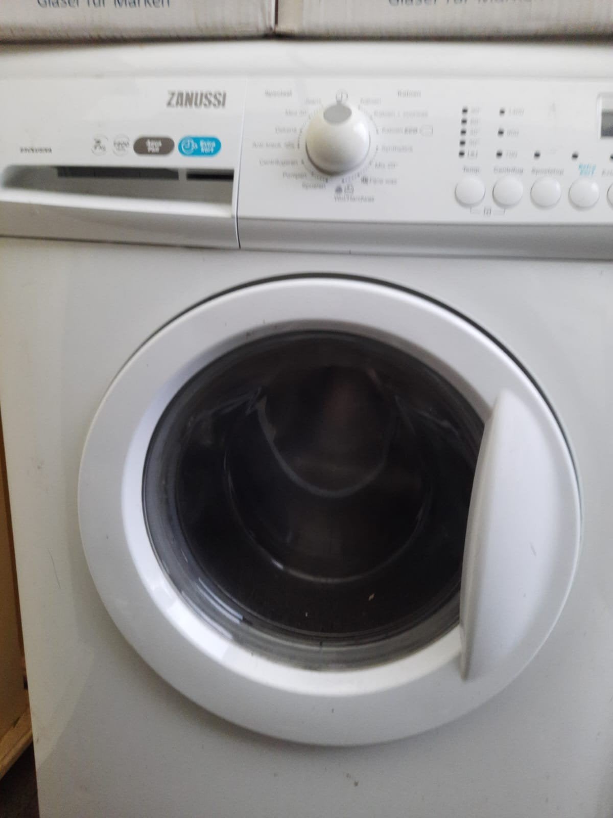 wasmachine goed werkend, Ophalen of Verzenden, Gebruikt, 1200 tot 1600 toeren, 85 tot 90 cm