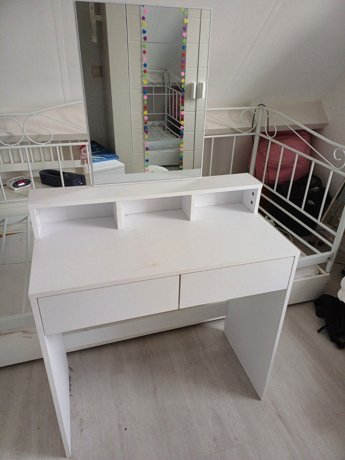 Leuk wit make-up tafeltje met spiegel en lades, Ophalen, Gebruikt, 100 tot 150 cm, 50 tot 100 cm