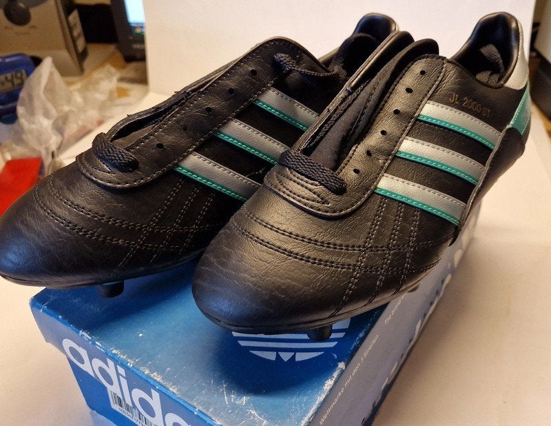 Voetbalschoenen, maat 7, Maat XS of kleiner, Schoenen, Nieuw, Ophalen of Verzenden