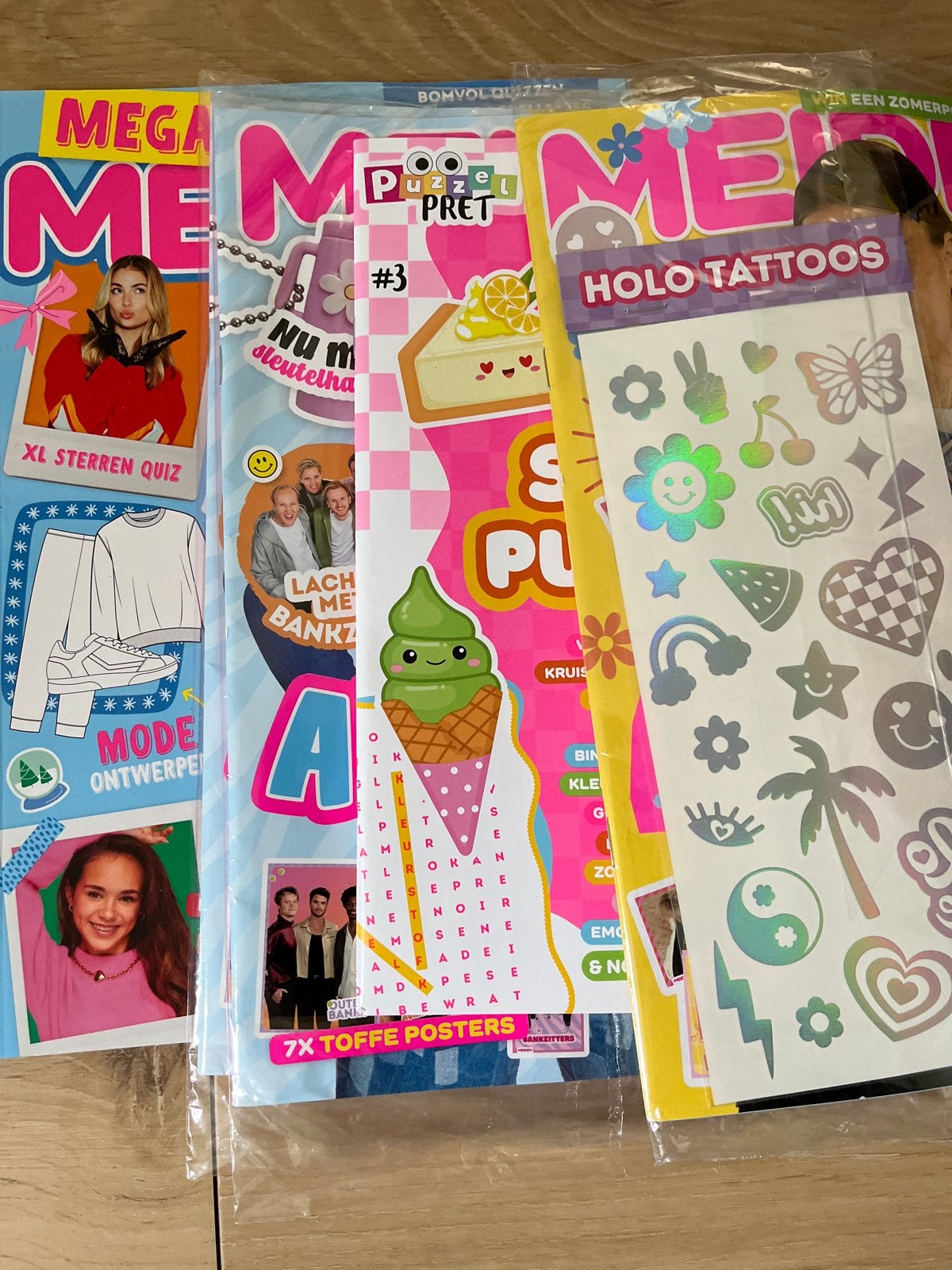 Mega Meiden Tijdschriften & Holo Tattoos, Ophalen of Verzenden, Nieuw