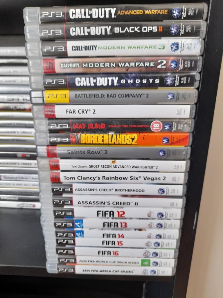 Fifa,  call of duty,  assassins creed,  battlefield,  ufc, Vanaf 18 jaar, 1 speler, Ophalen of Verzenden, Zo goed als nieuw