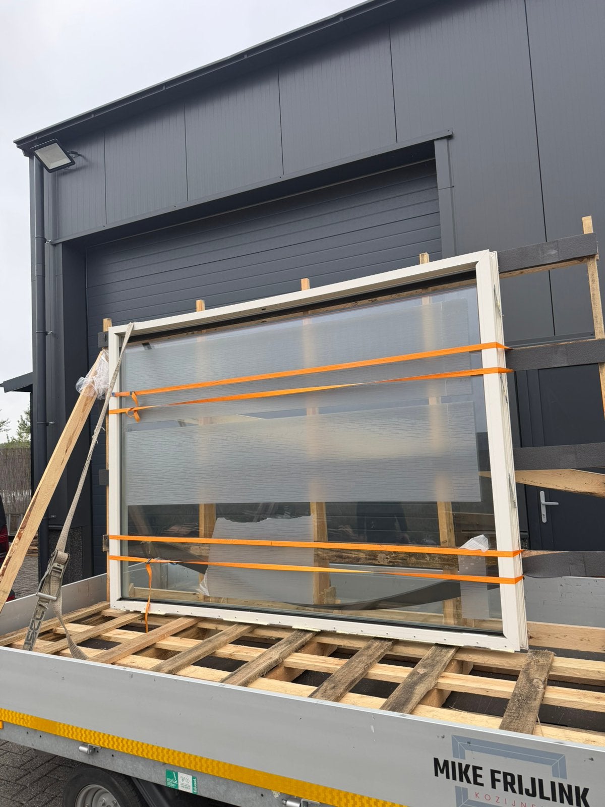 Kozijn creme met aanslag en ventilatierooster, Ophalen, Kunststof, Gebruikt, 150 tot 225 cm