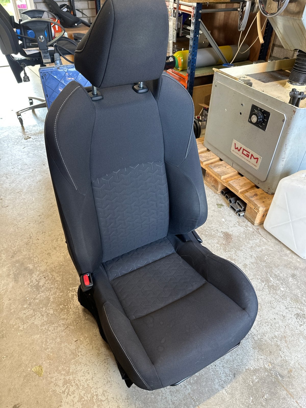 Bestuurdersstoel Toyota Corolla Touring Sports 2019, Ophalen, Gebruikt, Toyota
