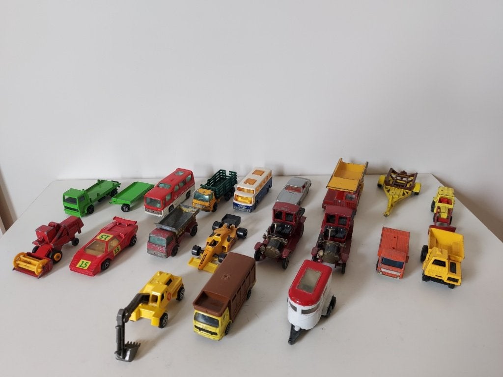 Kaveltje modellen van Corgi, Majorette, Matchbox en Siku, Ophalen of Verzenden, Gebruikt, Auto