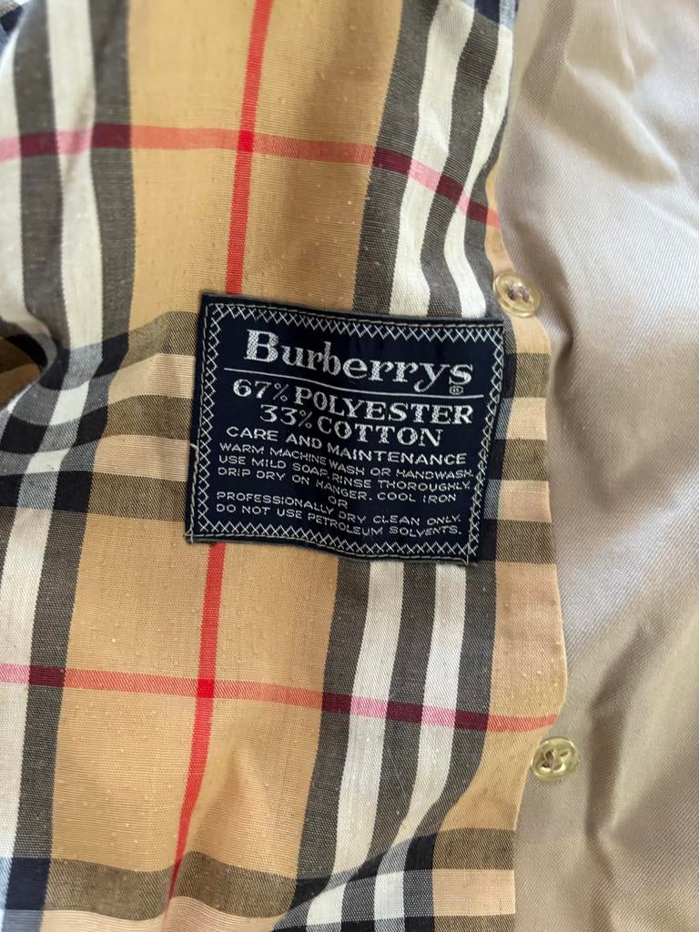 Klassieke vintage originele Burberry trenchcoat beige, Kleding | Dames, Jassen | Zomer, Ophalen of Verzenden, Gedragen, Maat 38/40 (M)