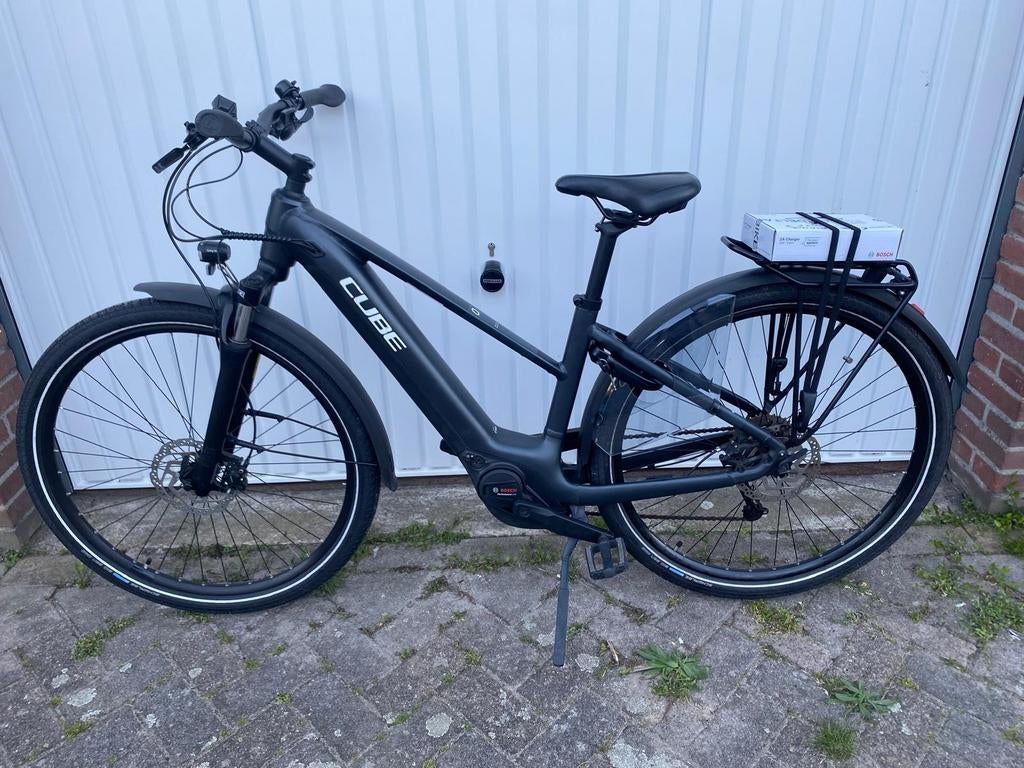 Cube touring uit 2025 met 2500 km gelopen, Minder dan 47 cm, Ophalen, Zo goed als nieuw, Cube