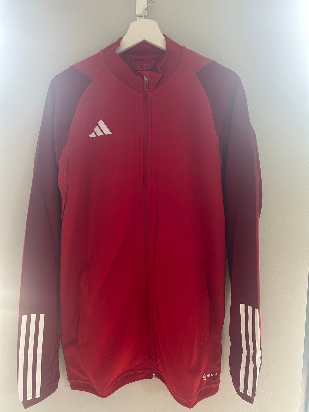 Adidas Tiro 23 Competition Trainingsjack Rood Maat M, Maat 48/50 (M), Nieuw, Ophalen of Verzenden, Voetbal