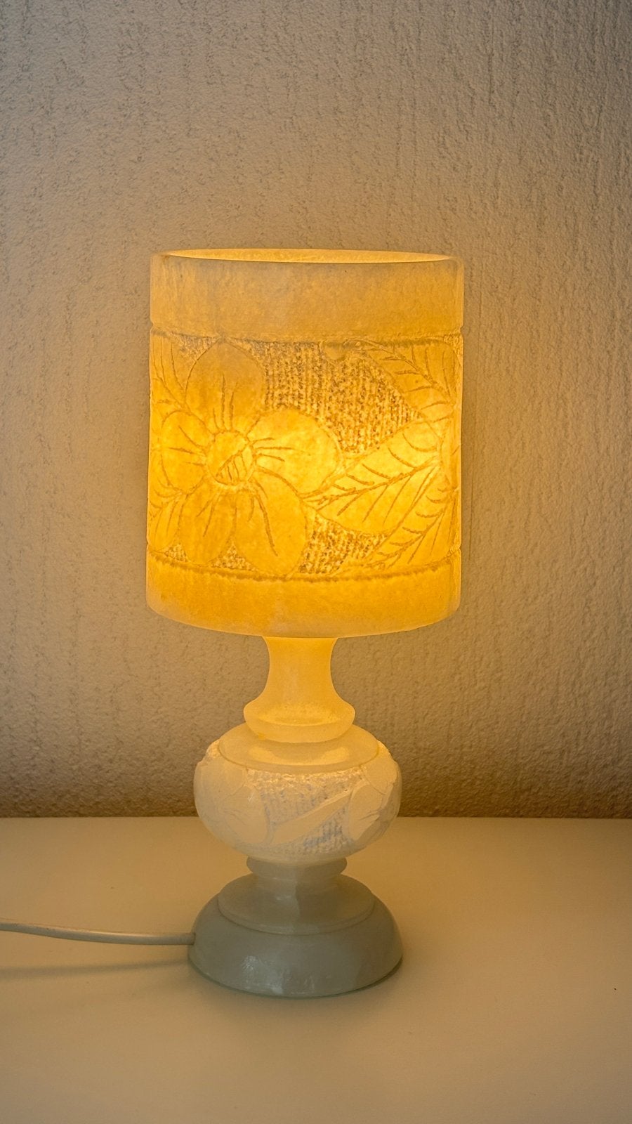 Vintage Albasten Tafellamp met Bloemmotief, Ophalen of Verzenden