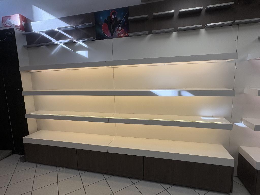 Luxe winkel display wand met LED verlichting, Ophalen