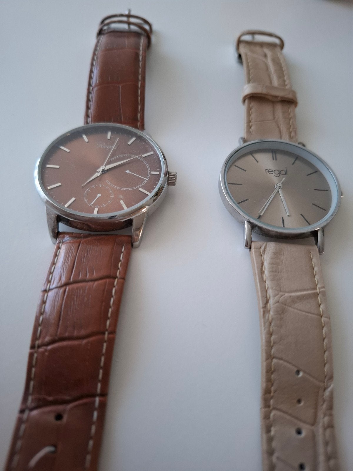 Twee Regal polshorloges met leren band dames/heren, Ophalen of Verzenden, Leer, Overige merken