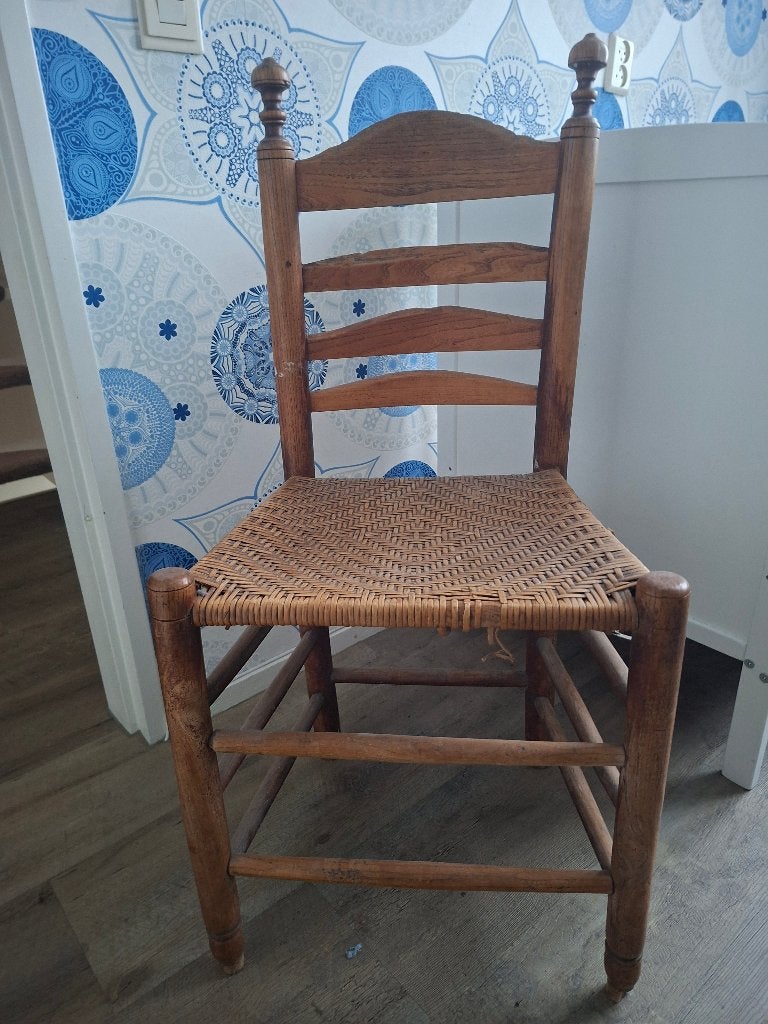 Knopstoel, Ophalen