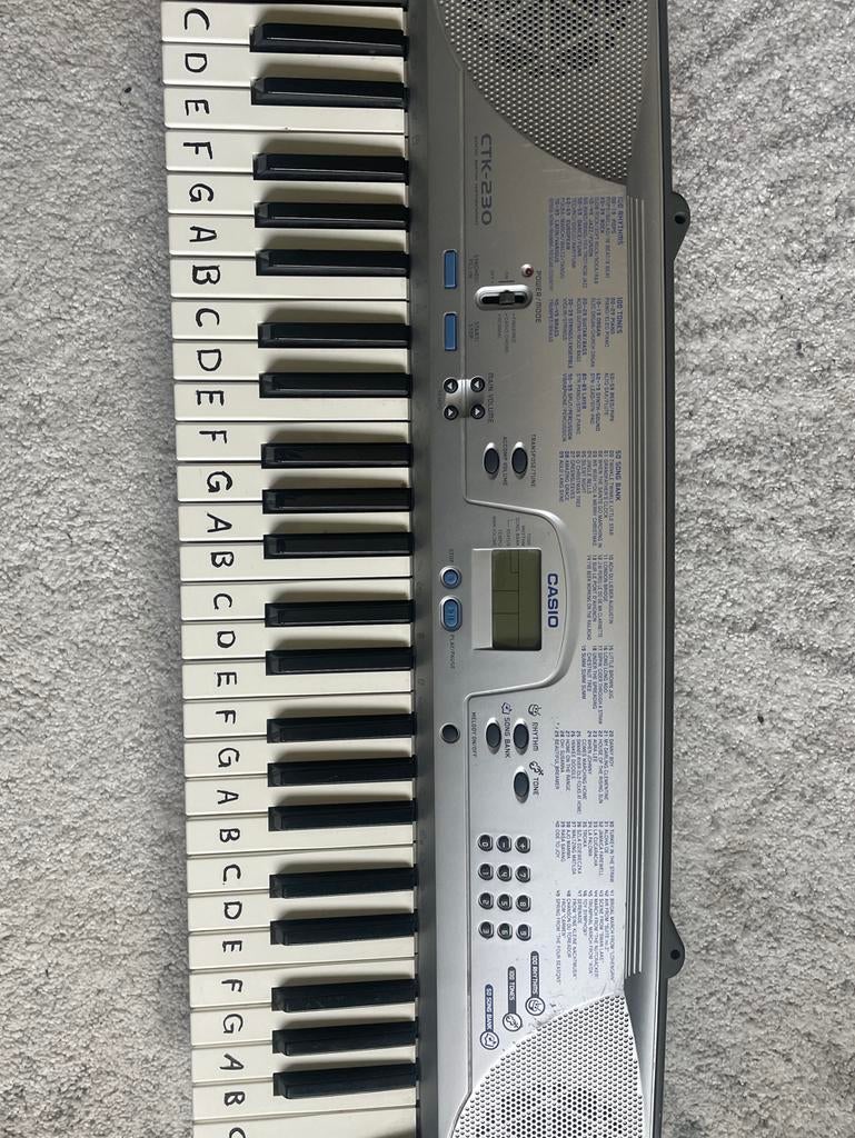 Casio CTK-230 Keyboard Ideaal voor beginners (excl. adapter, Ophalen, Gebruikt, 49 toetsen, Casio