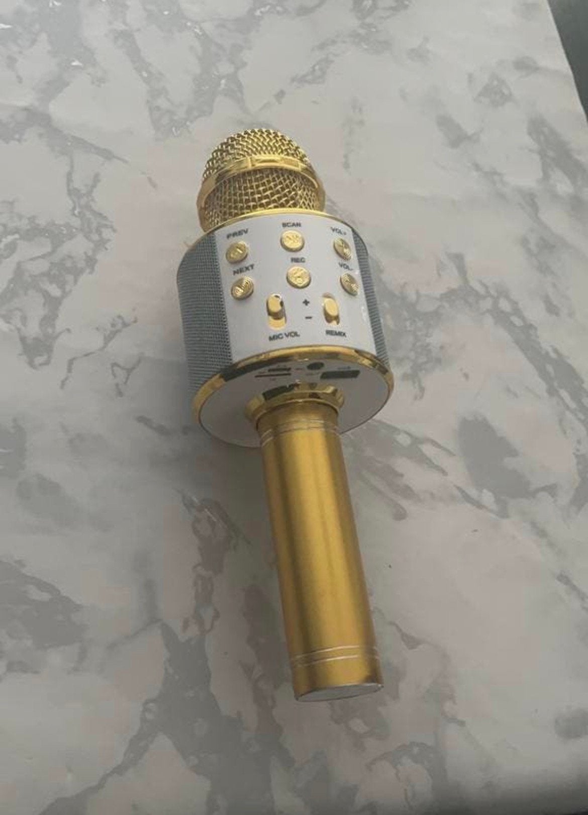 Goudkleurig microfoon, Ophalen of Verzenden, Zo goed als nieuw, Zangmicrofoon