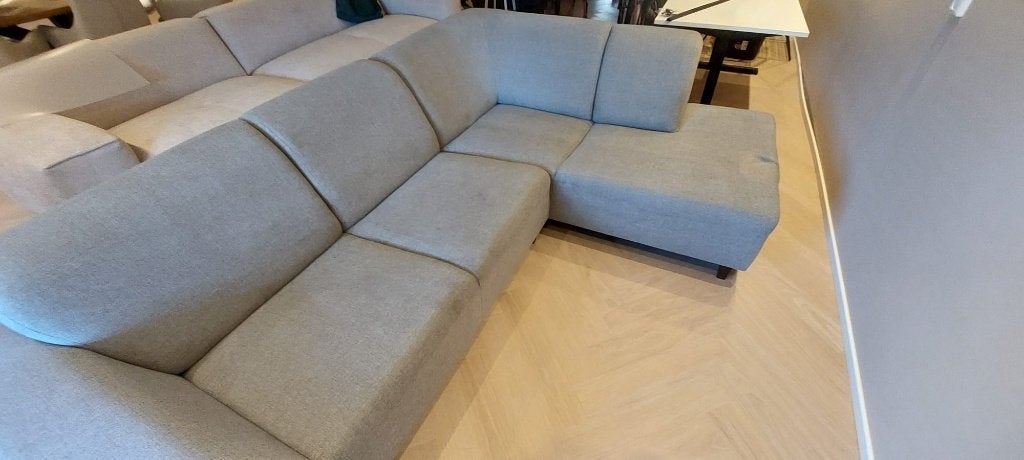 Grijze Hoekbank, Ophalen, 250 tot 300 cm, Gebruikt, Hoekbank
