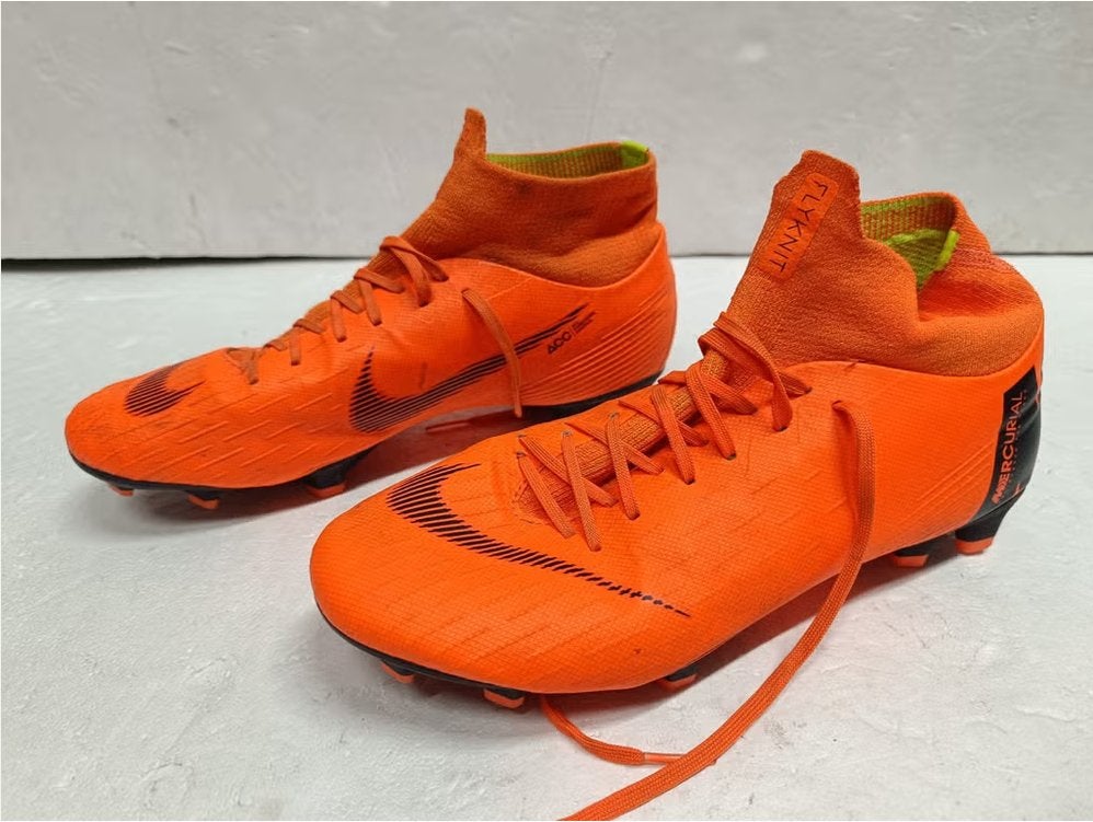 Nike mercurial voetbalschoenen maat 40 (25cm), Gebruikt, Maat XS of kleiner, Schoenen, Ophalen of Verzenden