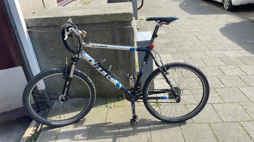 Trek 6500 SLR mountainbike (kapot), Fietsen en Brommers, Fietsen | Heren | Sportfietsen en Toerfietsen, Minder dan 10 versnellingen