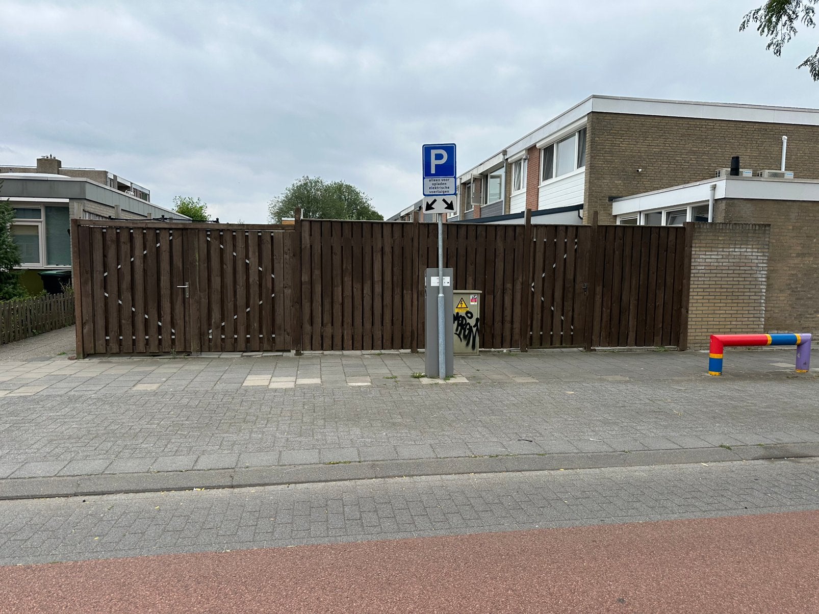 Schutting 16M, Ophalen, Hout, Minder dan 3 meter, 1 tot 2 meter