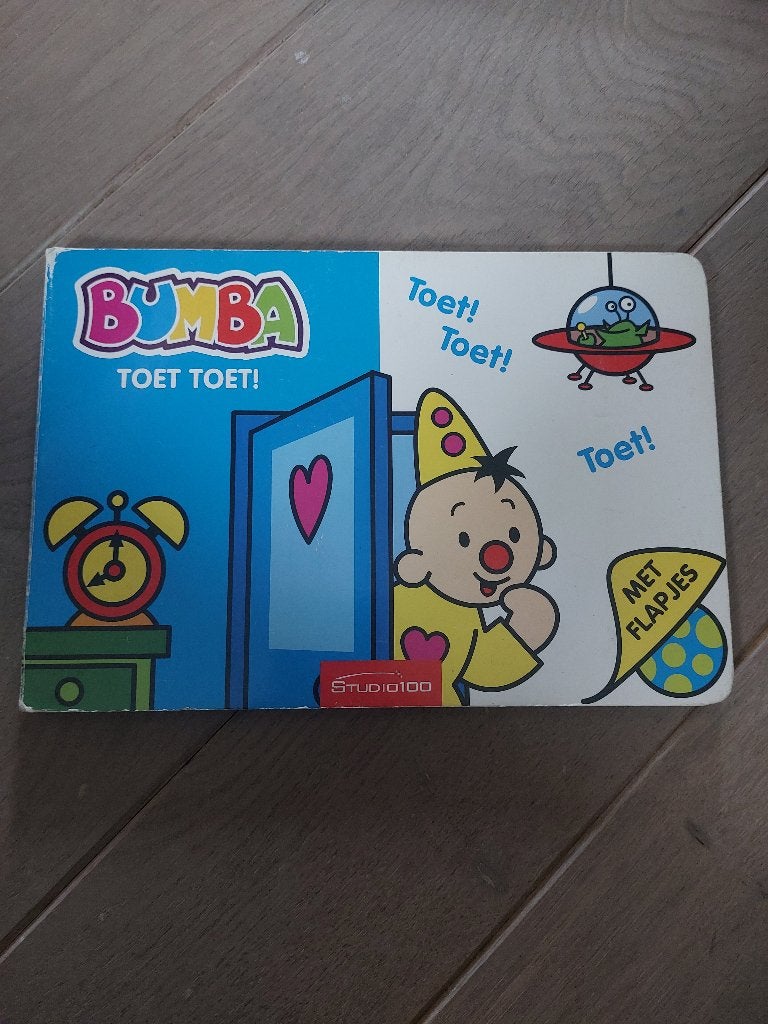 Bumba Toet Toet (boekje), Boeken, Ophalen of Verzenden, Zo goed als nieuw, 2 tot 3 jaar