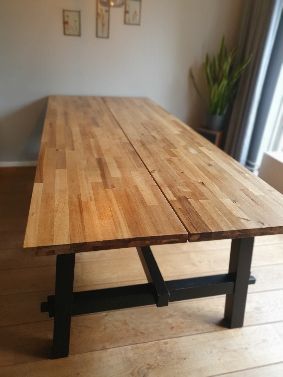 Ikea Skogsta eettafel 235x100 cm - massief acaciahout, Huis en Inrichting, Tafels | Eettafels, Ophalen, Gebruikt, 100 tot 150 cm