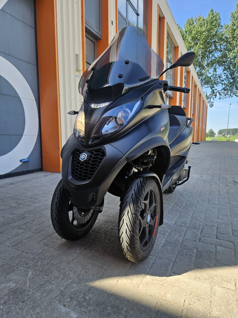 Piaggio MP3 350, Scooter, Meer dan 35 kW, Automaat, Gebruikt