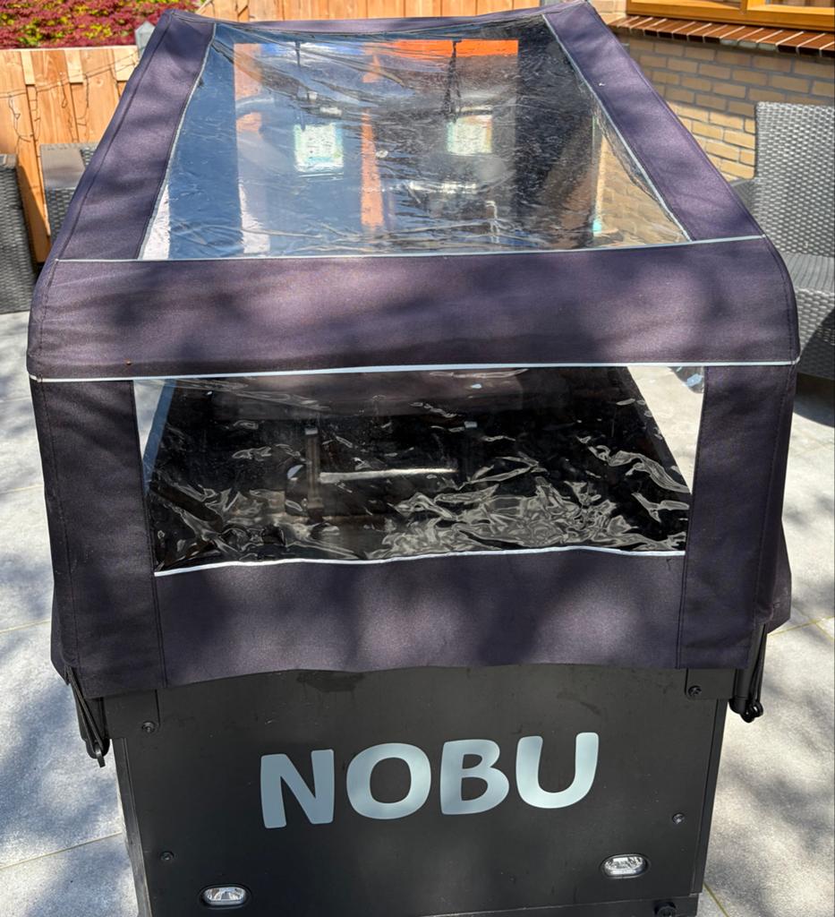 Nobu Bakfiets - Zo goed als nieuw, compleet met regenhuif, 4 kinderen of meer, Elektrisch, Zo goed als nieuw, Schijfrem
