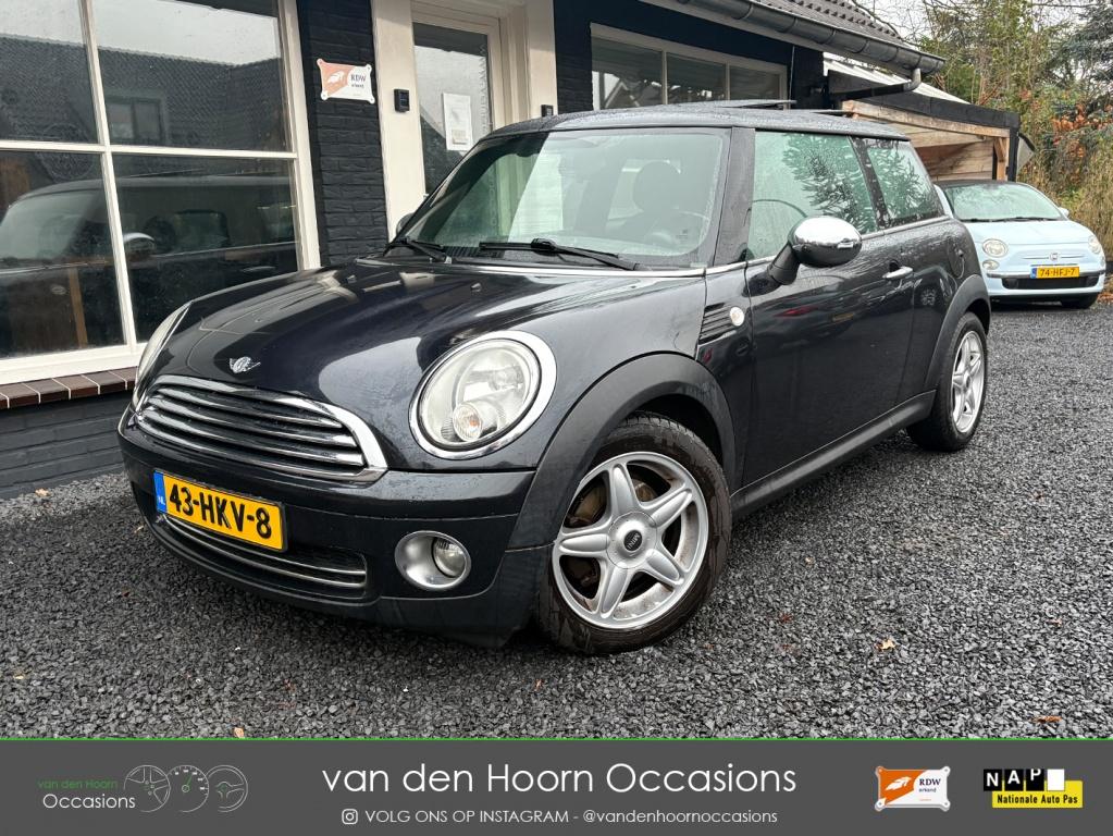 MINI Mini 1.6 Cooper AIRCO | 2 OPEN DAKJES | HALFLEDER | NAP, Auto's, Mini, Bedrijf, Te koop, Cooper, ABS, Airbags, Airconditioning