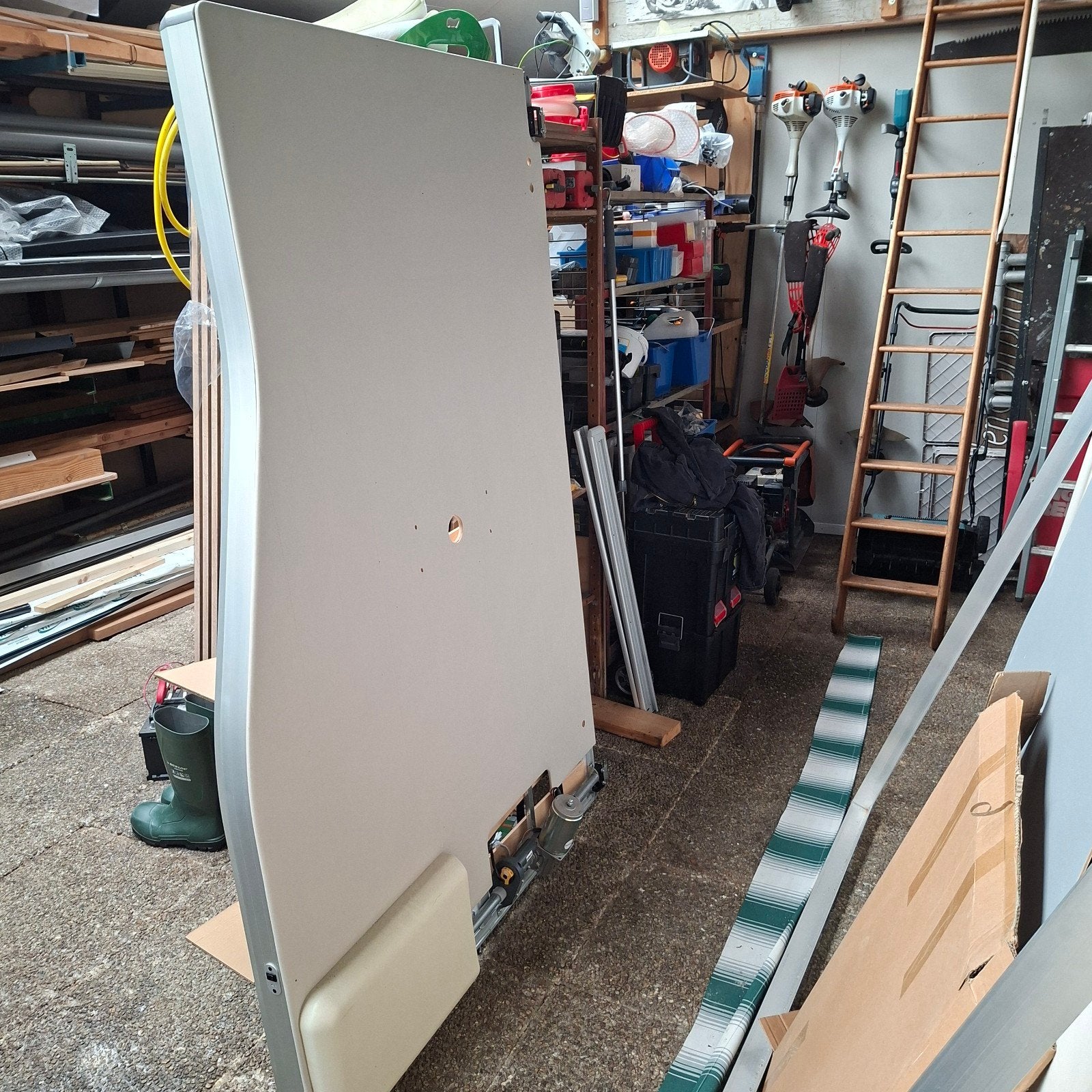 Hefbed voor camper, Ophalen