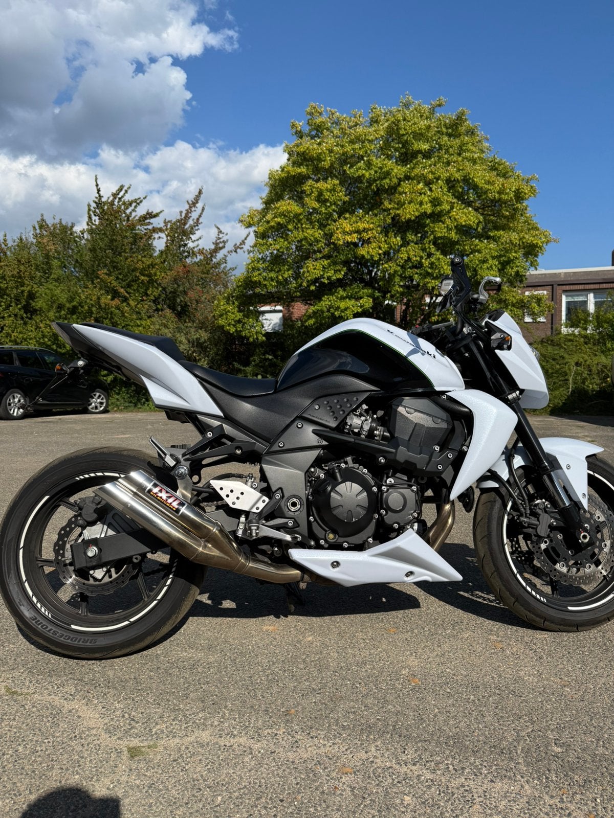 Kawasaki Z750 | IXIL Uitlaat | Parelmoerwit, 750 cc, LED Verlichting, 4 cilinders, Motorrijbewijs A