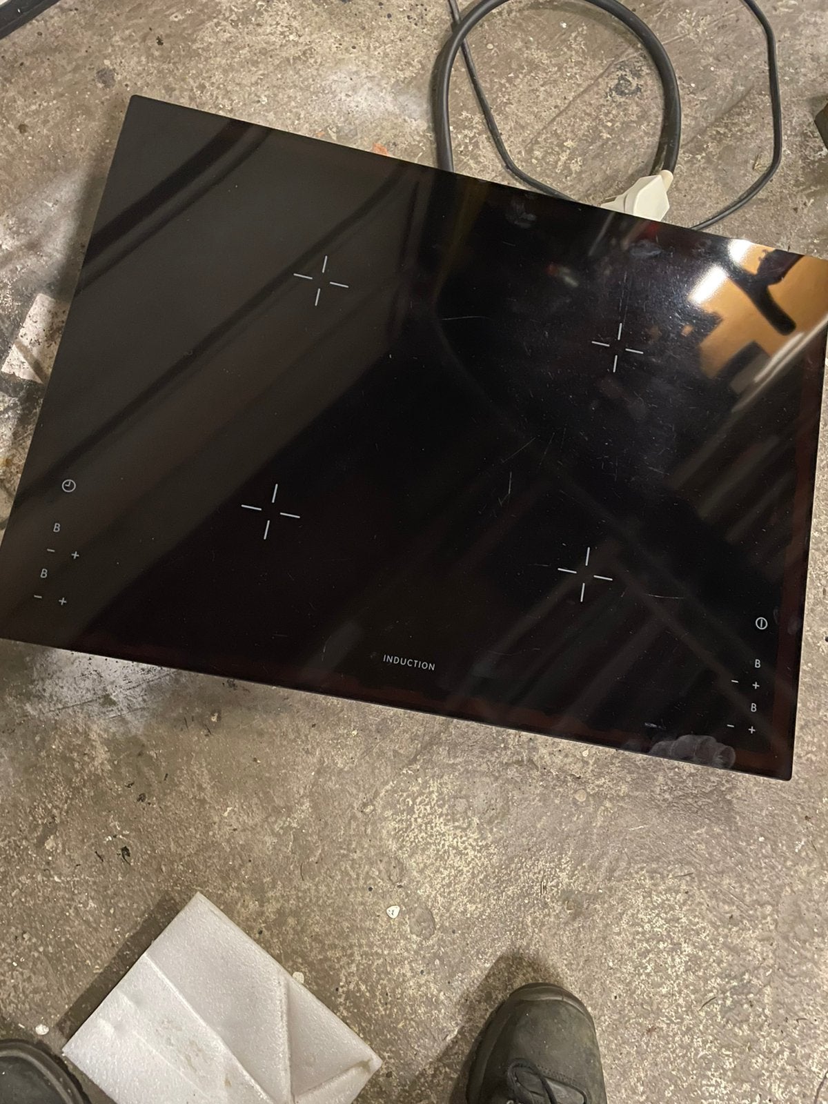 WHIRLPOOL (ikea) INDUCTIE KOOKPLAAT, Ophalen, 4 kookzones, Zo goed als nieuw, Energieklasse A of zuiniger