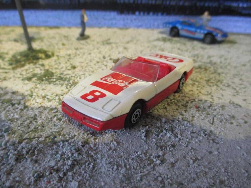 1:64 COCA COLA Chevrolet Corvette C4 Convertible - Edocar, Ophalen of Verzenden, Gebruikt, Auto