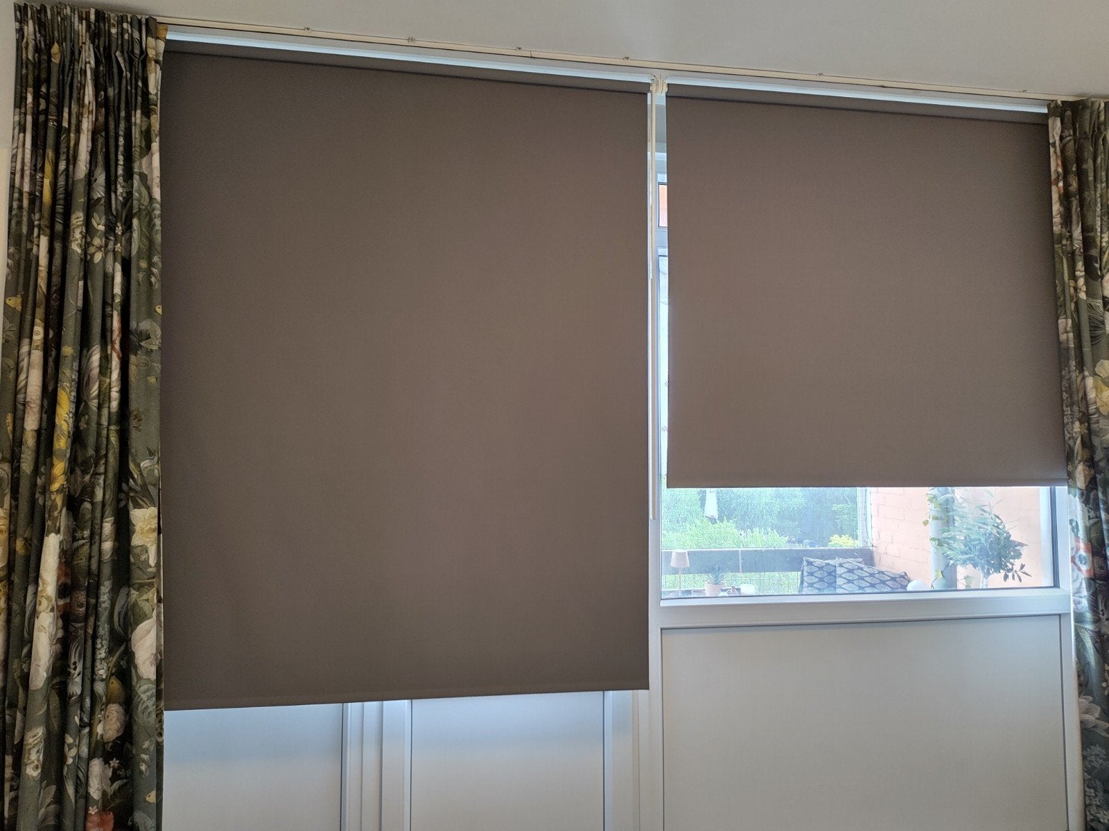 2x Ikea Fridans verduisterend rolgordijn, grijs 160x195cm, Ophalen, Verduisterend, Rolgordijn, IKEA