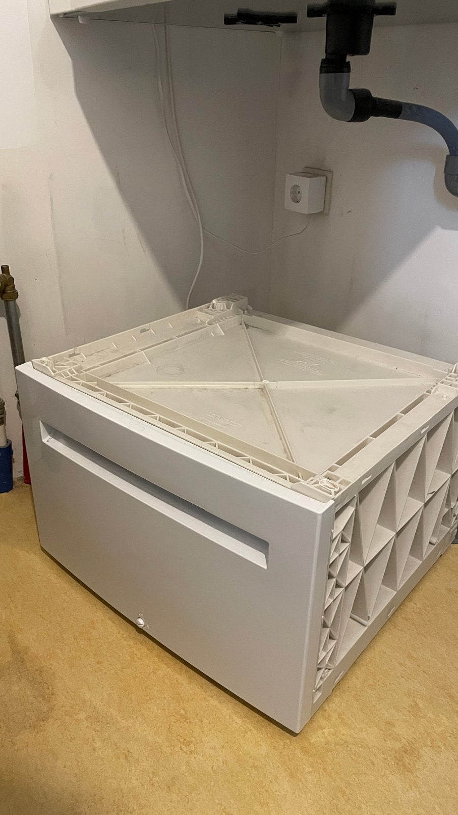 Bosch wasmachine verhoger met handige lade, Ophalen, Gebruikt