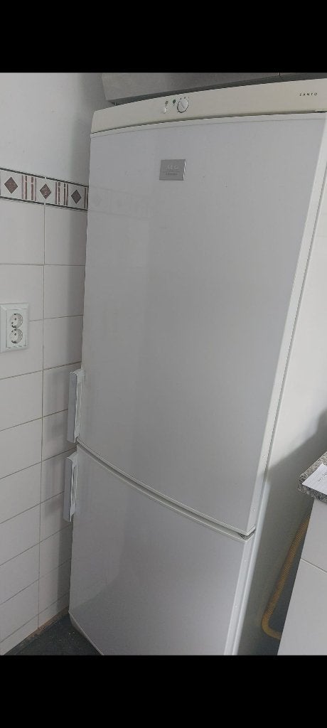 Koelkast AEG Elektrolux Santo, Witgoed en Apparatuur, Ophalen, Gebruikt, 200 liter of meer, 60 cm of meer